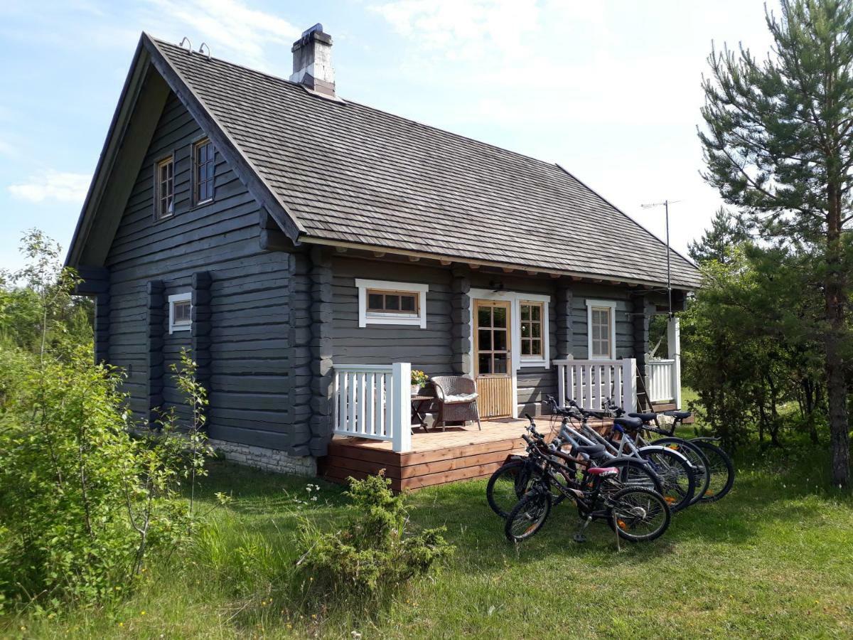 Toominga Seaside Cottage Koiguste Esterno foto